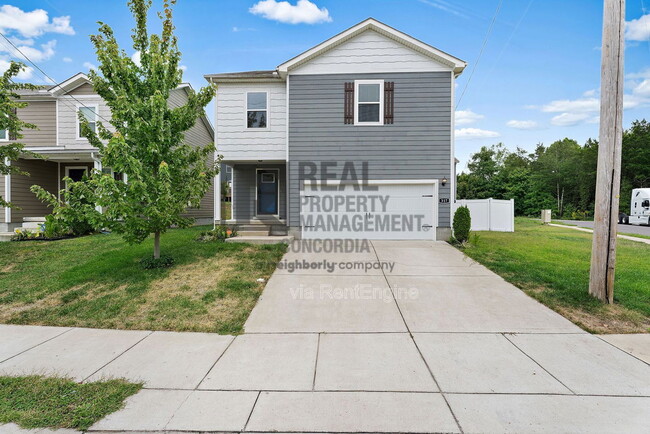 Primary Photo - 317 Sportsman Dr