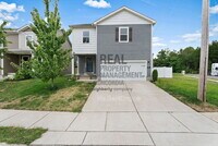 Building Photo - 317 Sportsman Dr