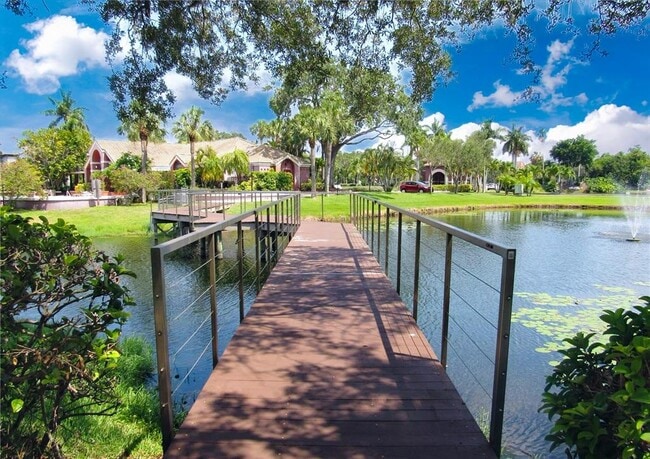 Building Photo - 10263 Gandy Blvd N