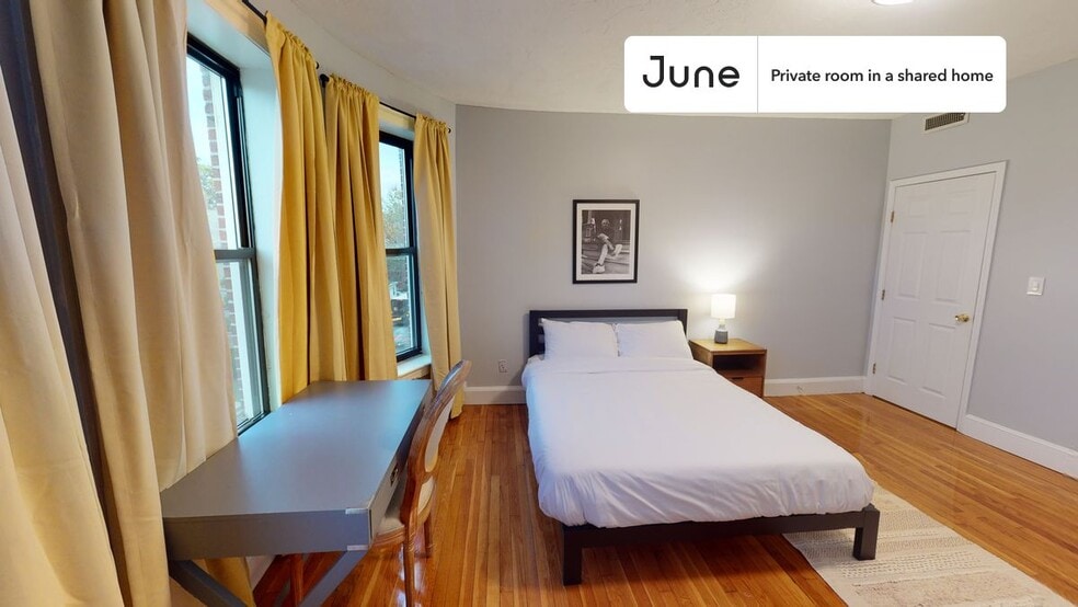 Building Photo - Room in Shared 4 bed/2 bath home