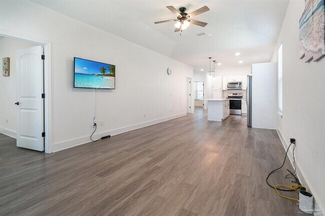 Building Photo - 5214 Arrowhead Rd