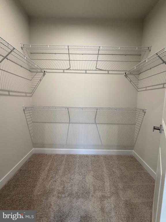 Building Photo - 9313 Klamath Ct