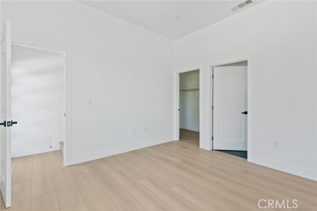 Building Photo - 2637 S Garth Ave