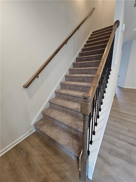 Building Photo - 2460 Ravencliff Dr