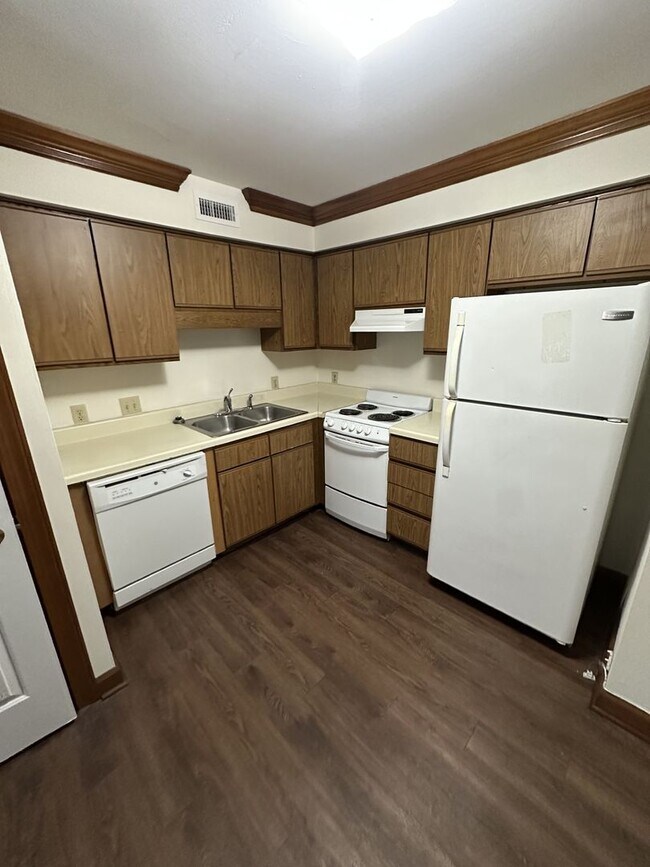Building Photo - 1 Bedroom 1 Bathroom Condo!