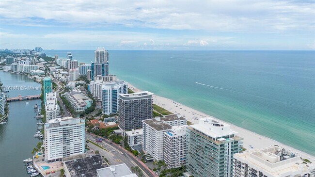 Building Photo - 5701 Collins Ave