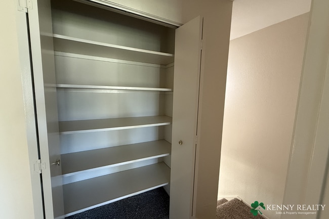 Building Photo - Spacious 3 Bedroom Home Near Parks & Schools in Foster City