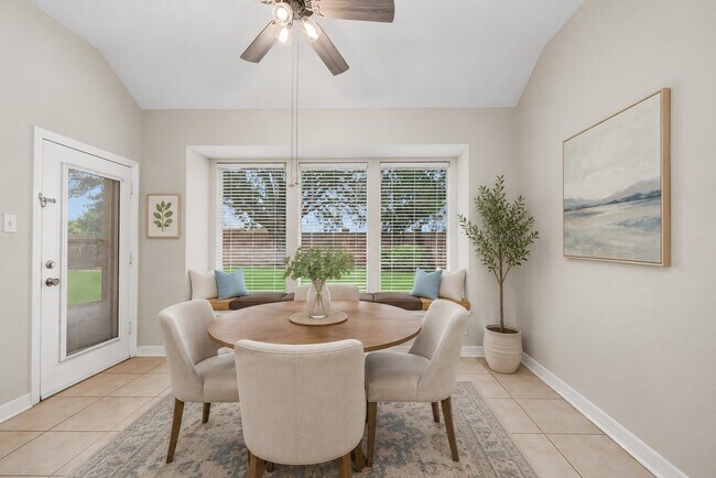 Building Photo - 5807 Bayberry Way