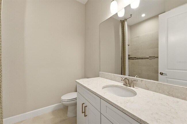 Building Photo - 7708 Moonbeam Ave