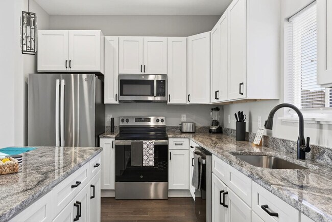 Building Photo - 518 Prospect St