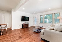 Building Photo - 4423 Vance Ave