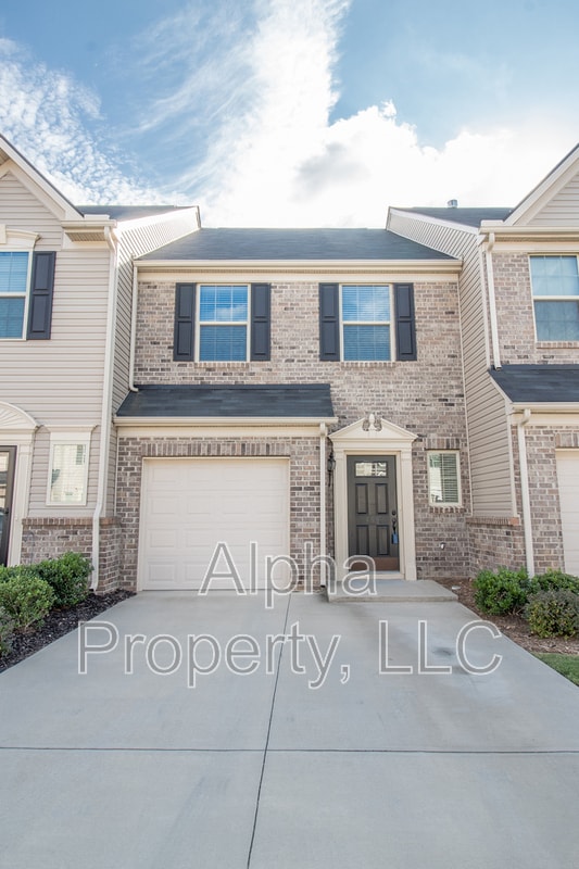 Primary Photo - 406 Christiane Way