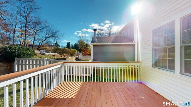 Building Photo - 128 N Taylor Ave