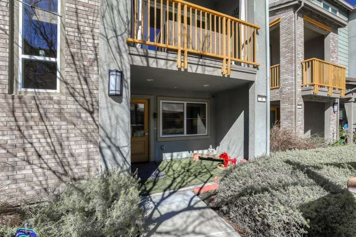 Building Photo - 2418 Stearman Ln