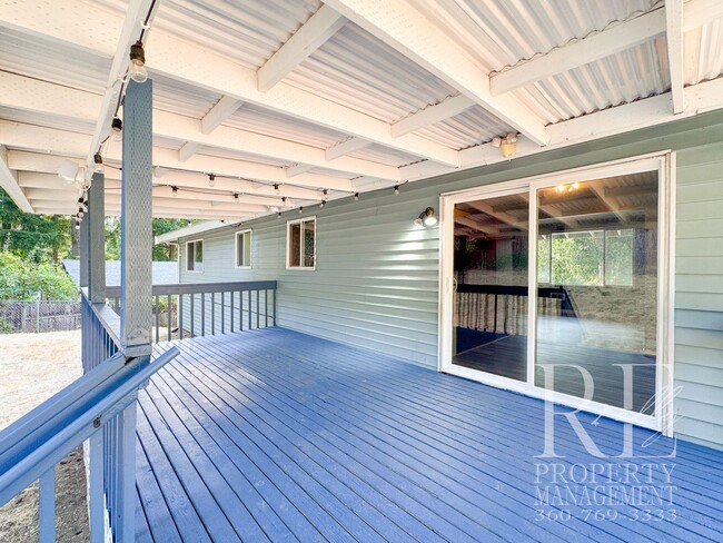 Building Photo - 111 Shamrock Ln