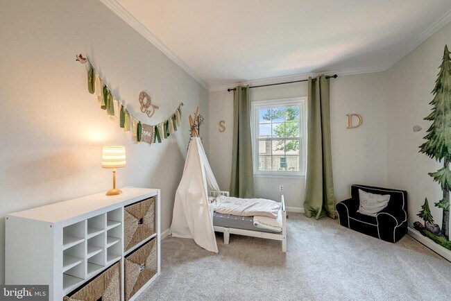 Building Photo - 9312 Silver Mill Pl