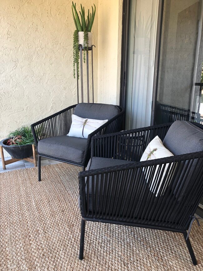 LANIA - 630 Bird Bay Dr E