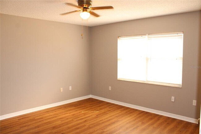 Building Photo - 1507 Lantana Ct