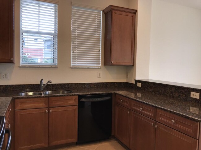 Building Photo - 661 Corte Madera Ln