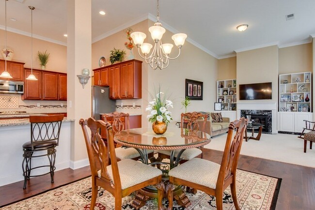Building Photo - 4717 Southwind Rd