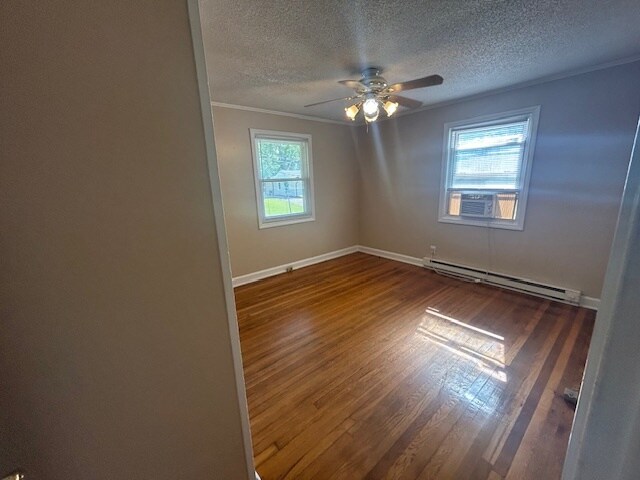Building Photo - 2609 Textile Dr