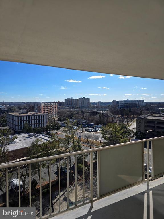 Building Photo - 301 N Beauregard St