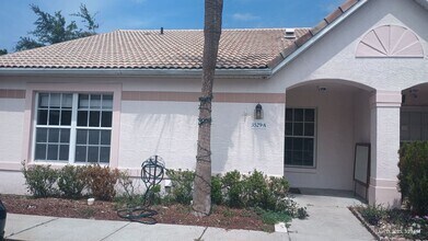 Building Photo - 3 bedrooms Port Orange