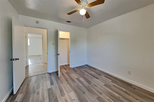 Building Photo - 7624 Oak Garden Trail