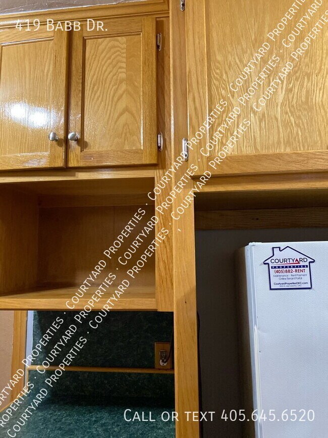 Building Photo - 419 Babb Dr