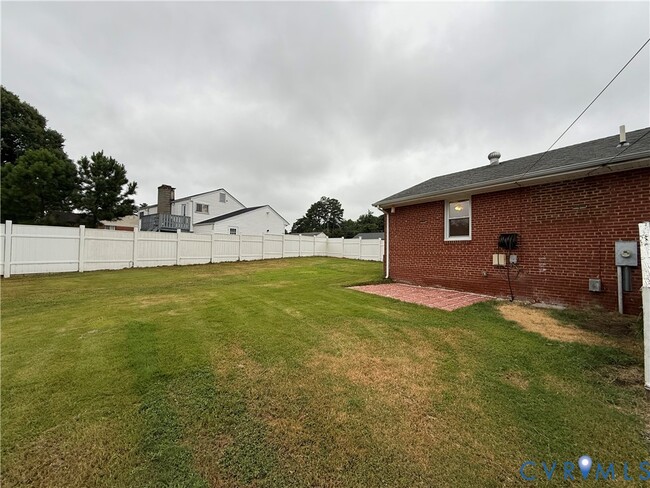 Building Photo - 9723 Royerton Dr