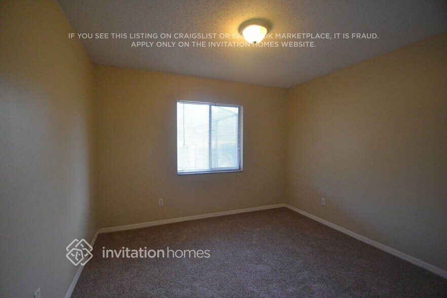 Building Photo - 6878 Limpkin Dr