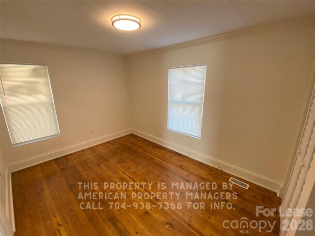 Building Photo - 1204 W A St