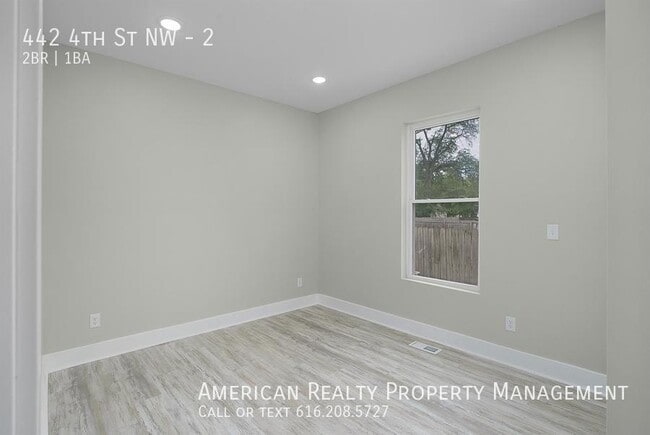 Building Photo - 442 4th St NW