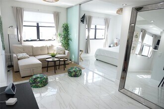 Building Photo - 1390 Ocean Dr