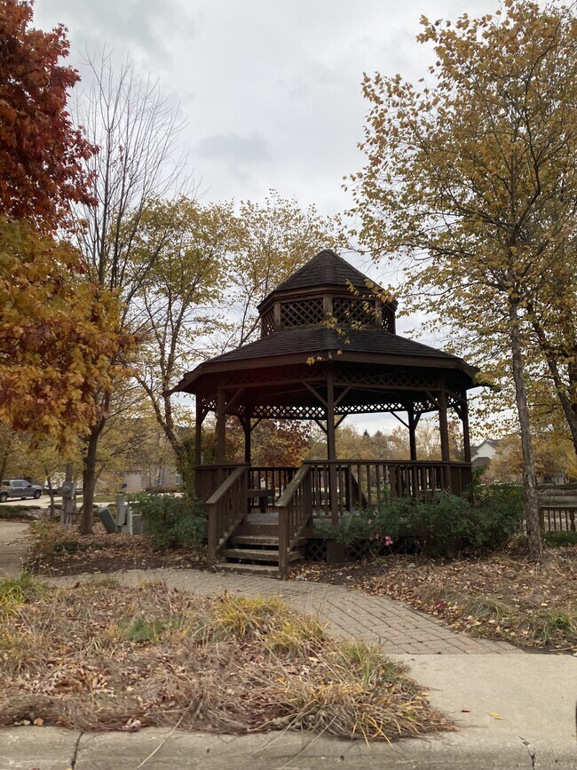 Building Photo - 41645 Copper Creek Dr