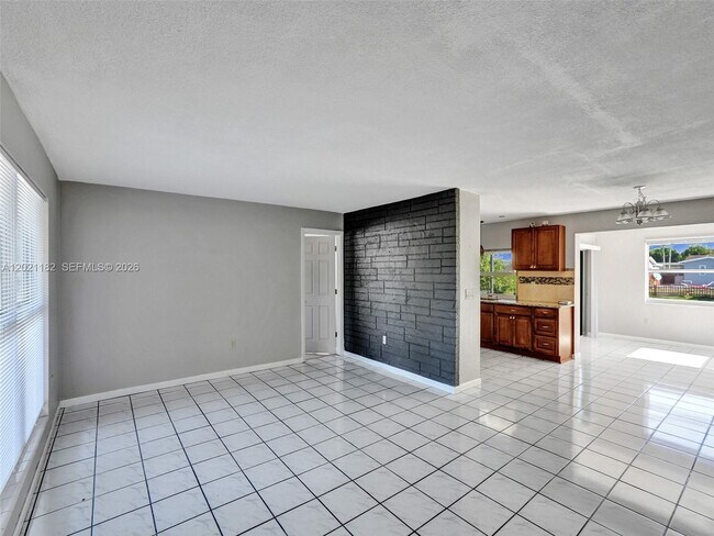 Building Photo - 8550 NW 27th Pl
