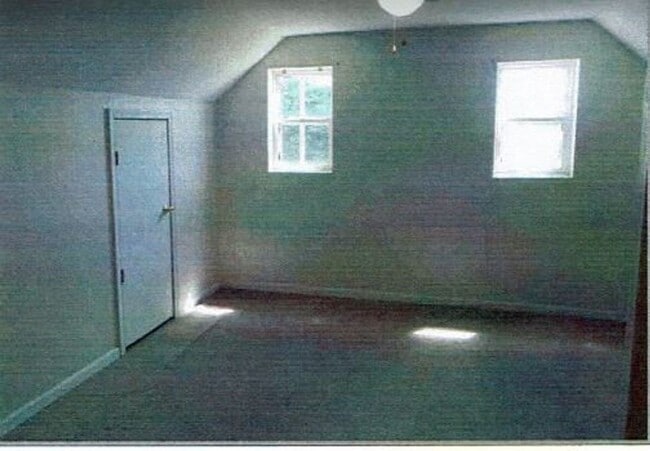 Building Photo - 1507 Farrar Dr