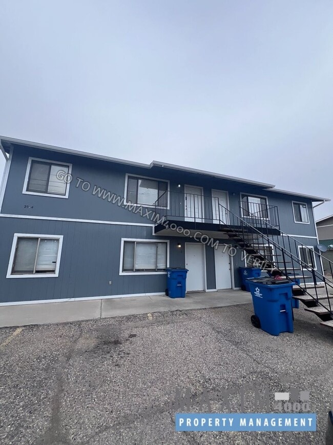 Building Photo - 2904 Dawn Dr