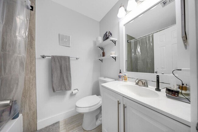 Building Photo - 11477 NW 39th Ct