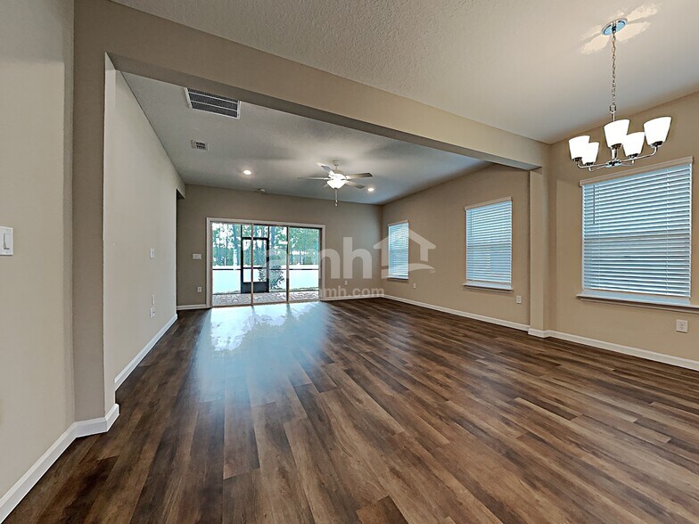 Building Photo - 86 Spruce Point
