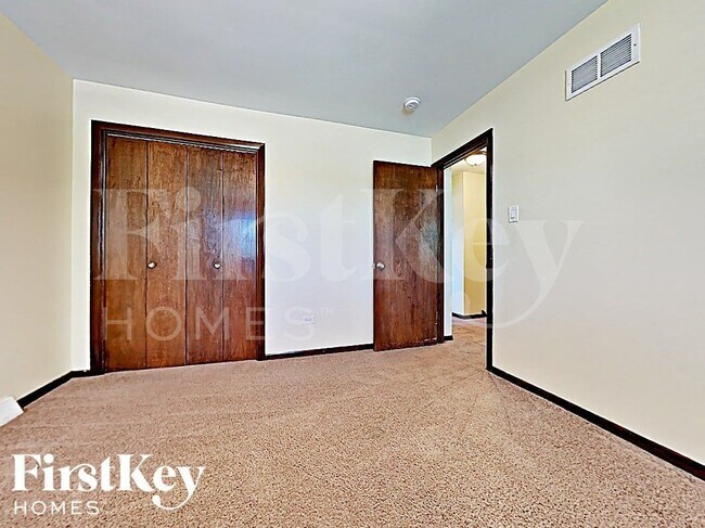 Building Photo - 22600 Amy Dr