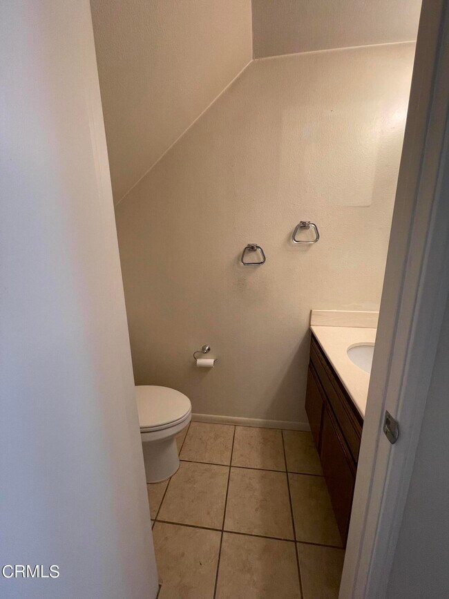 Building Photo - 1213 Cordova St