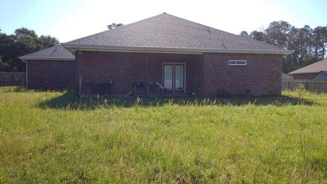 Building Photo - 180 Barbara Dr