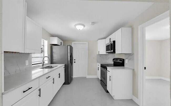 Building Photo - 1732 NW 80th St