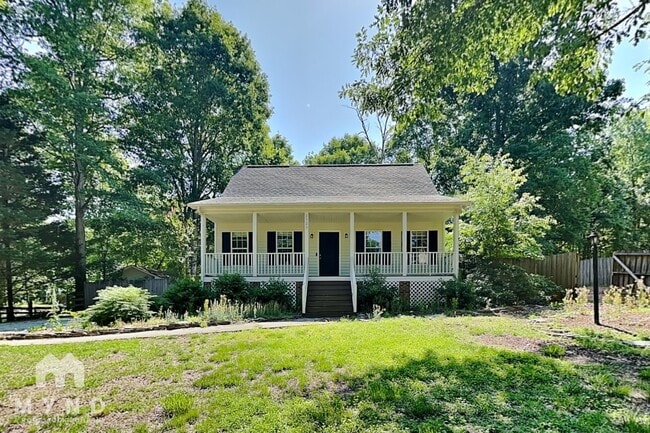 Building Photo - 2523 Sumter Dr
