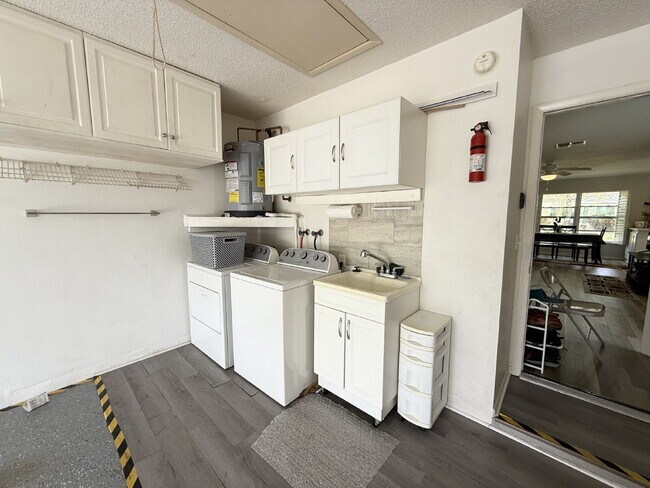 Building Photo - 4823 Boonesboro Ct