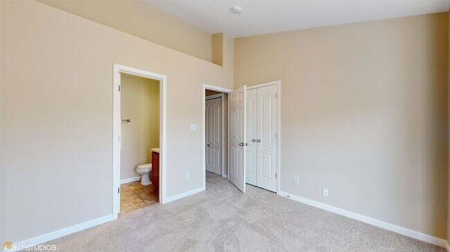 Building Photo - Coming Soon! Exceptional 2BR/2.5BA End Unit Townhome in College Park!