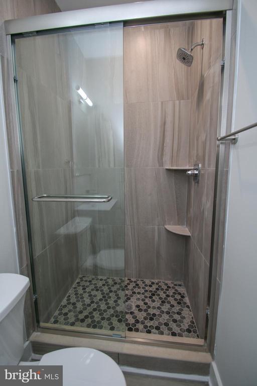 Building Photo - 3718 Haverford Ave