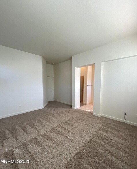 Building Photo - 939 Turnberry Dr
