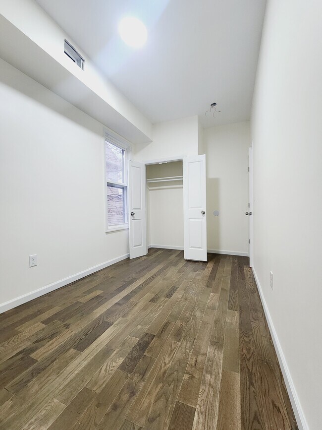 83 Oak St 1 - 77 Oak St